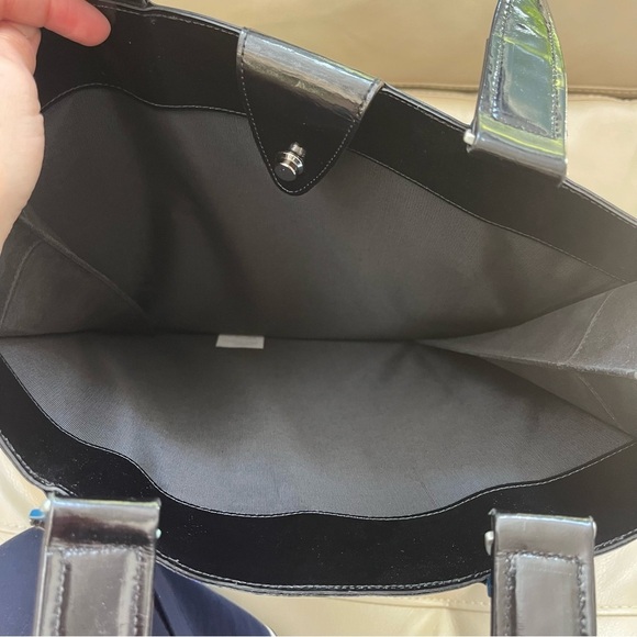 YUIMA NAKAZATO metallic envelope tote bag NEW - Picture 6 of 10